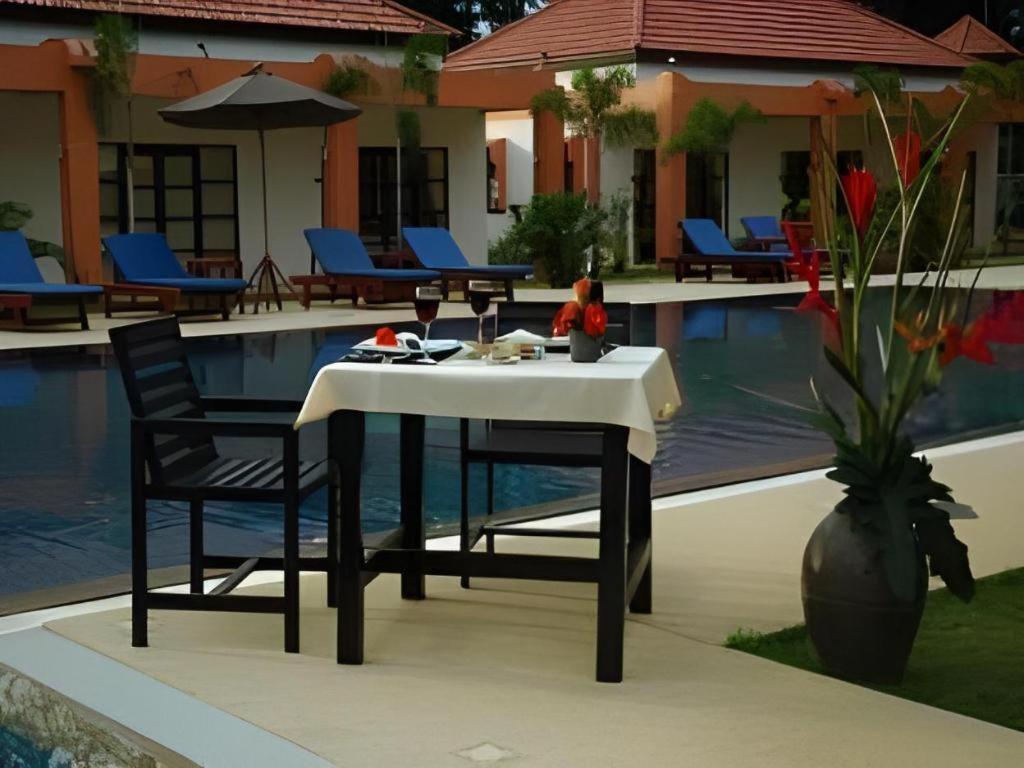 Khaolak Palm Hill Resort Khao Lak Exteriör bild